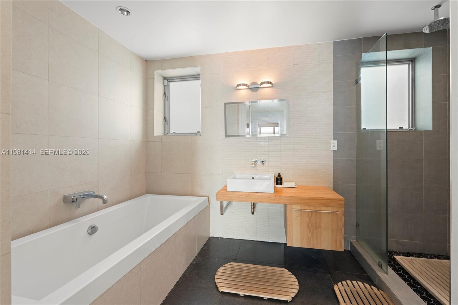 1601 West Ave #202 Miami Beach, FL 33139