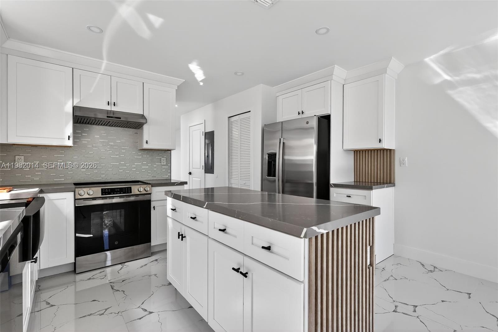 4311 NW 32nd Ave Miami, FL 33142