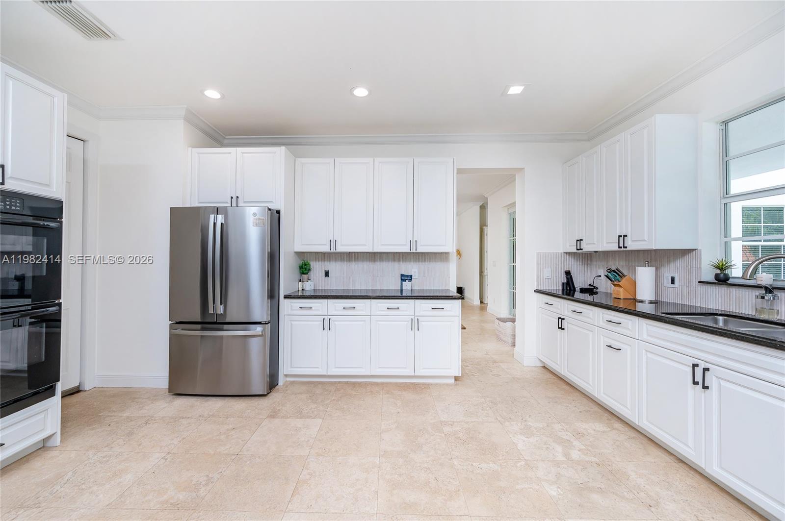 760 Glenridge Rd Key Biscayne, FL 33149