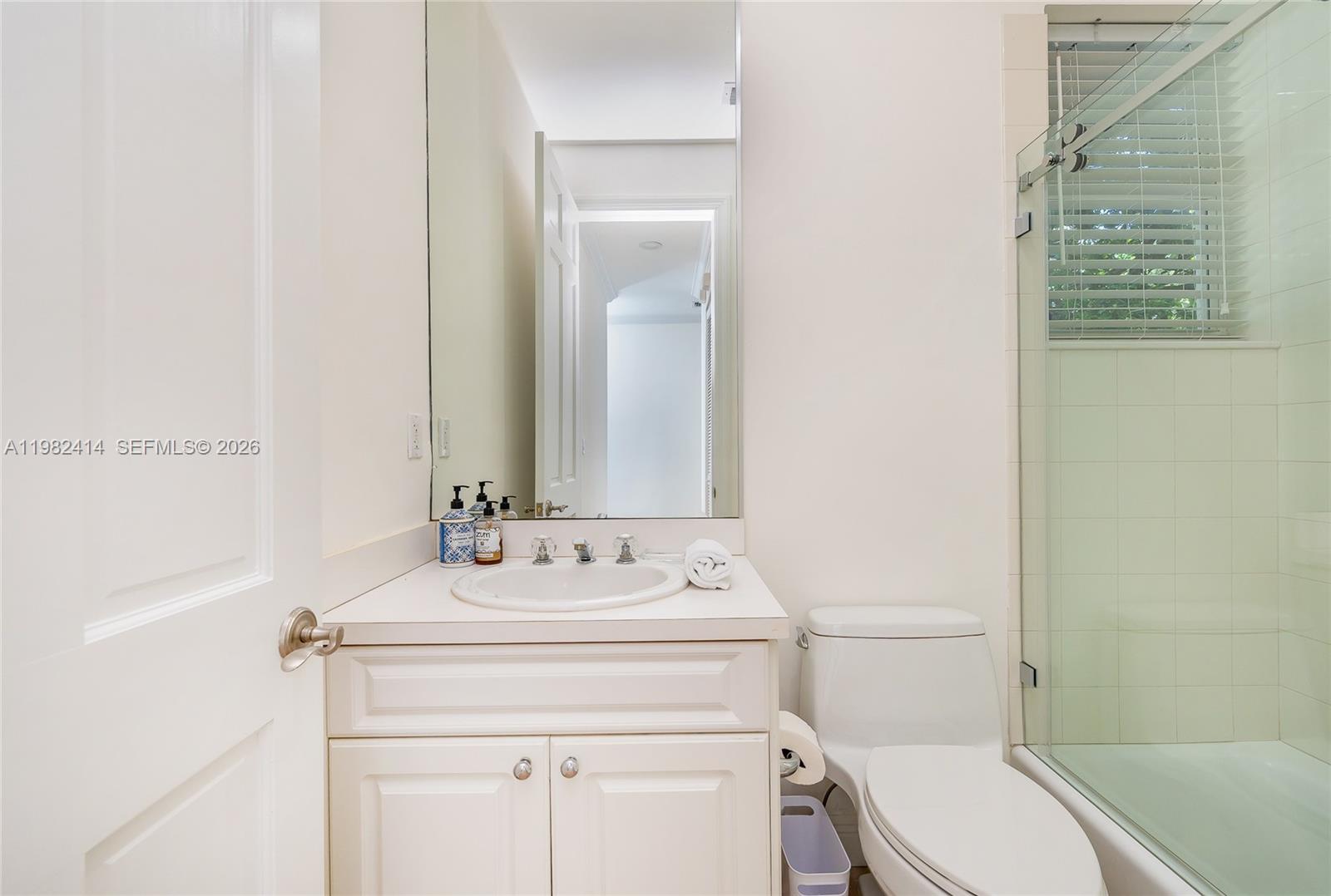 760 Glenridge Rd Key Biscayne, FL 33149