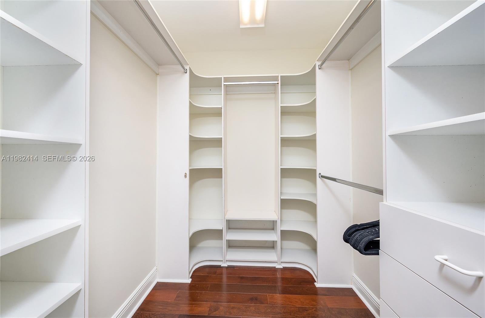 760 Glenridge Rd Key Biscayne, FL 33149