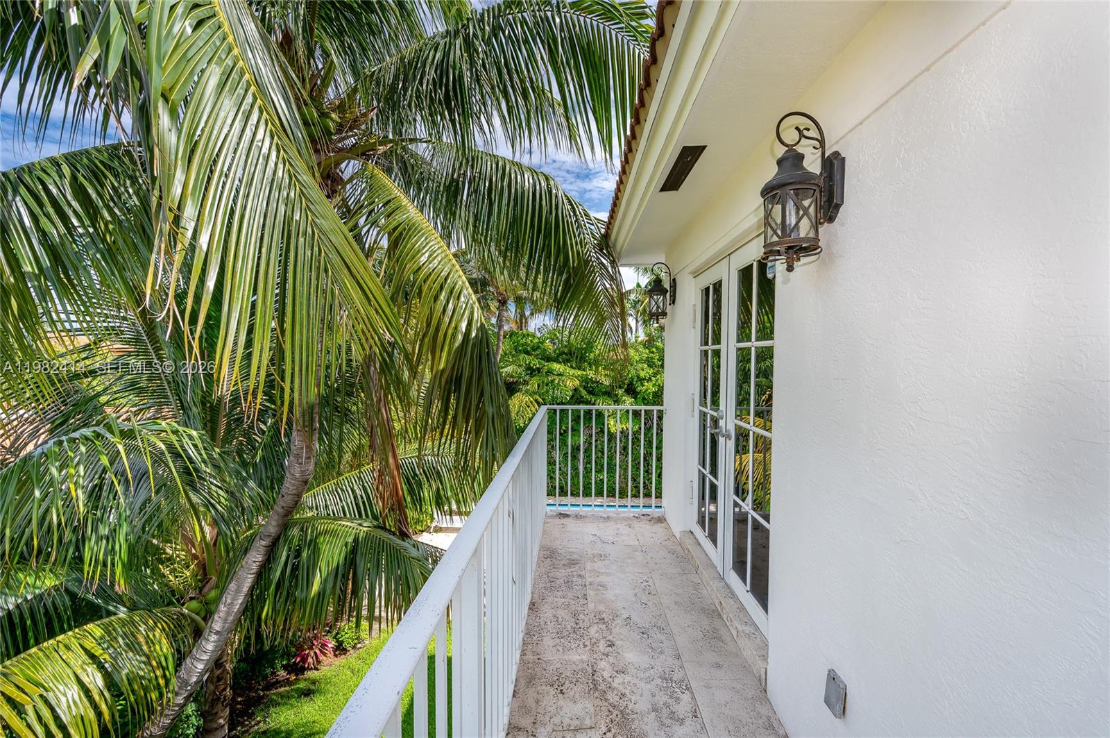 760 Glenridge Rd Key Biscayne, FL 33149