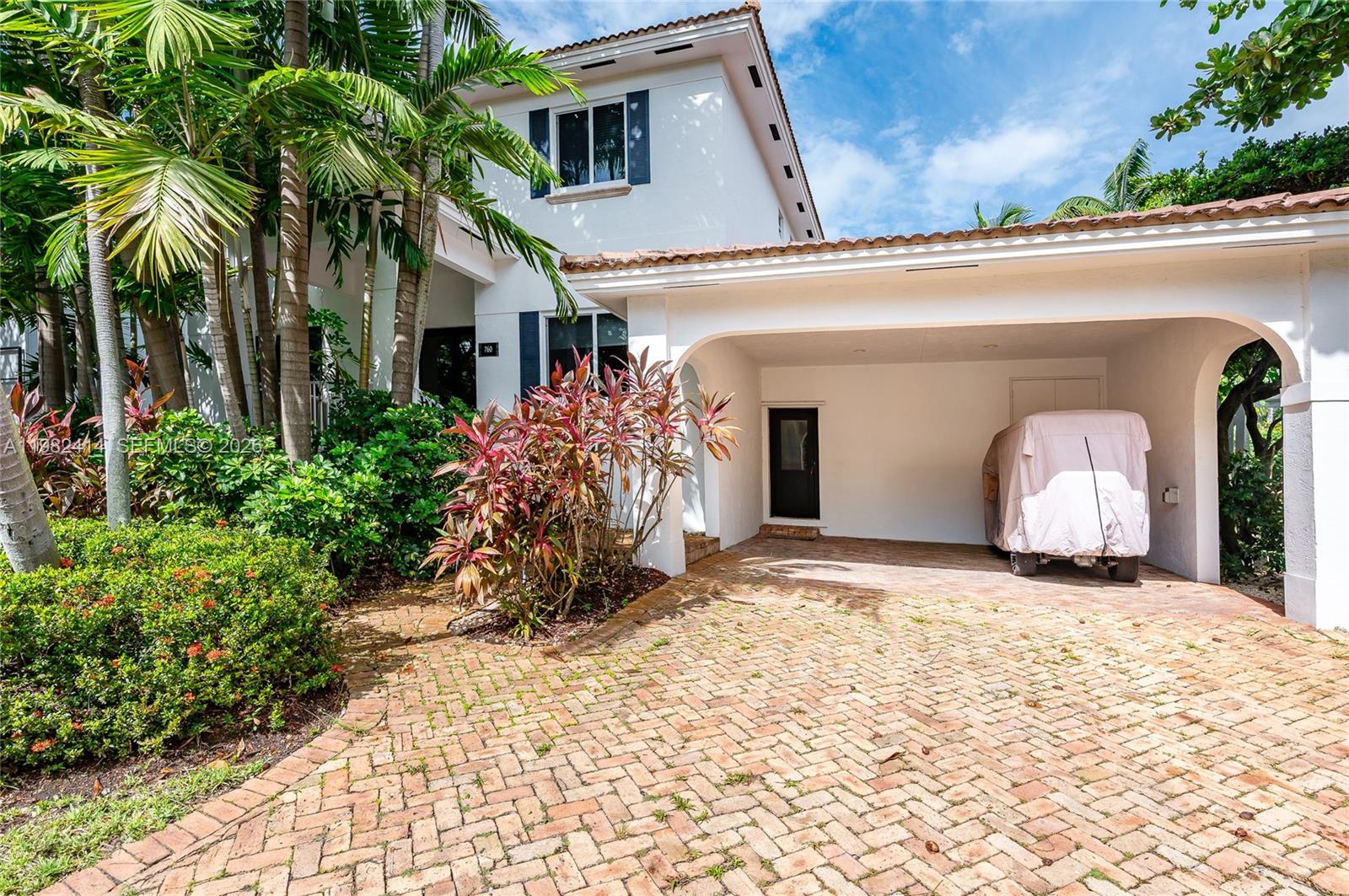 760 Glenridge Rd Key Biscayne, FL 33149