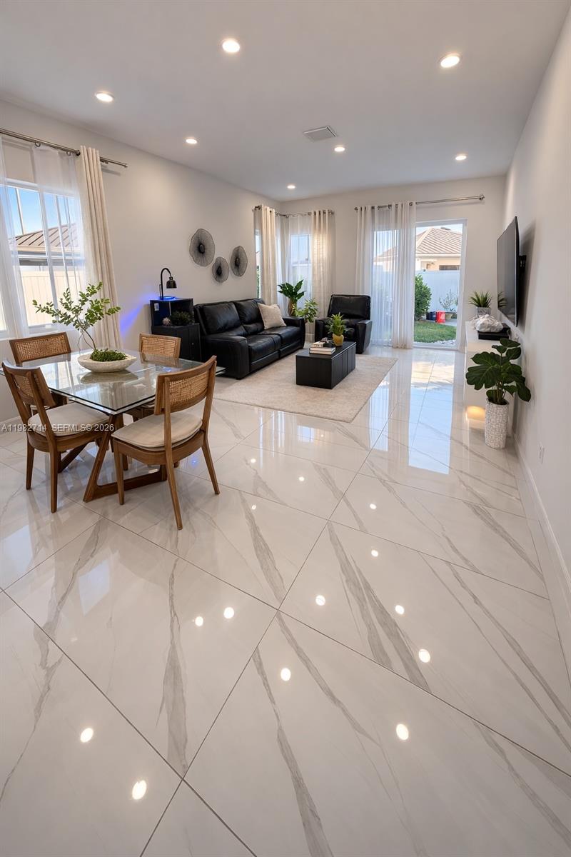 22255 SW 132nd Ave Miami, FL 33170