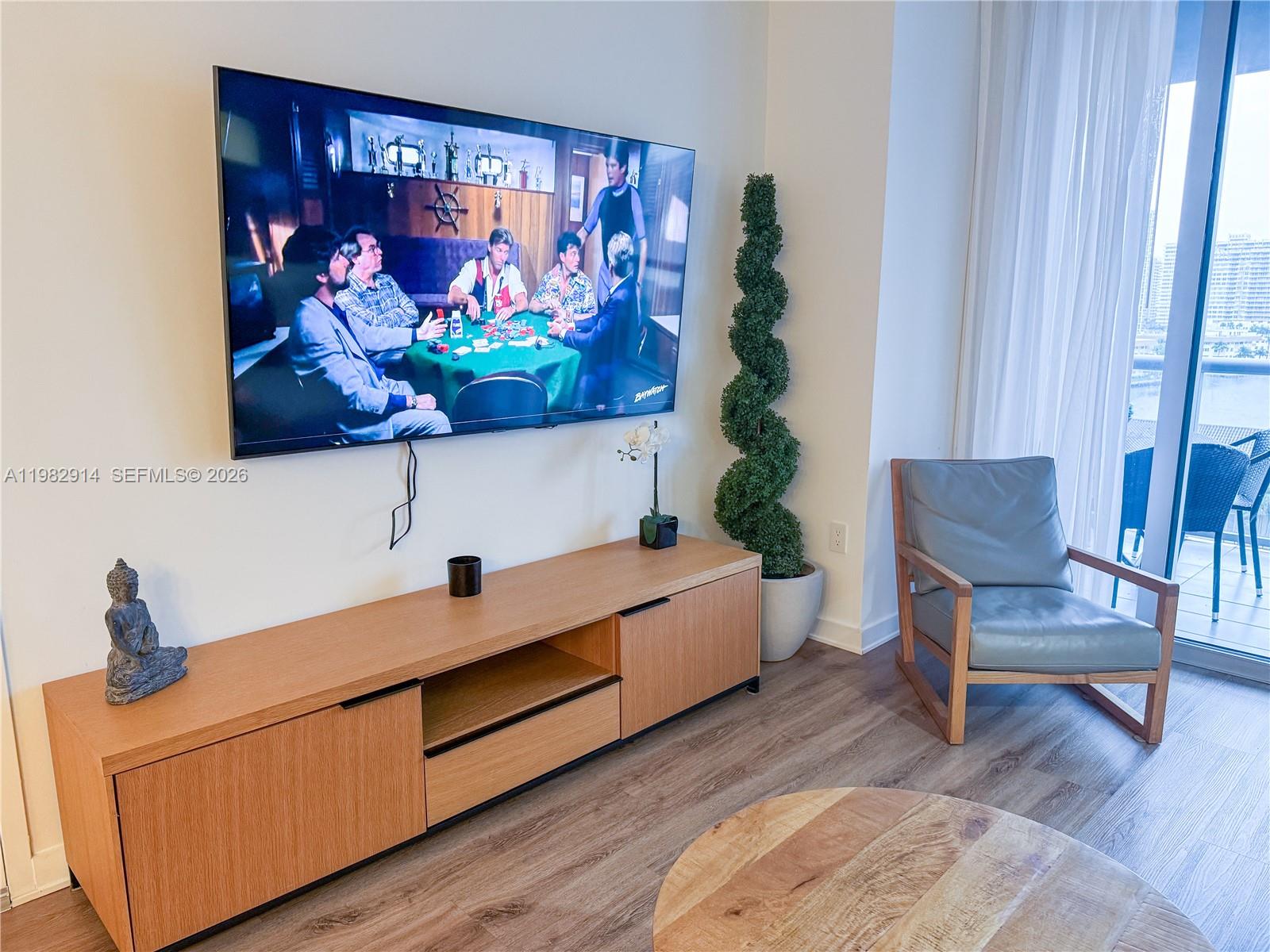 2602 E Hallandale Bch Blvd #R805 Hallandale Beach, FL 33009