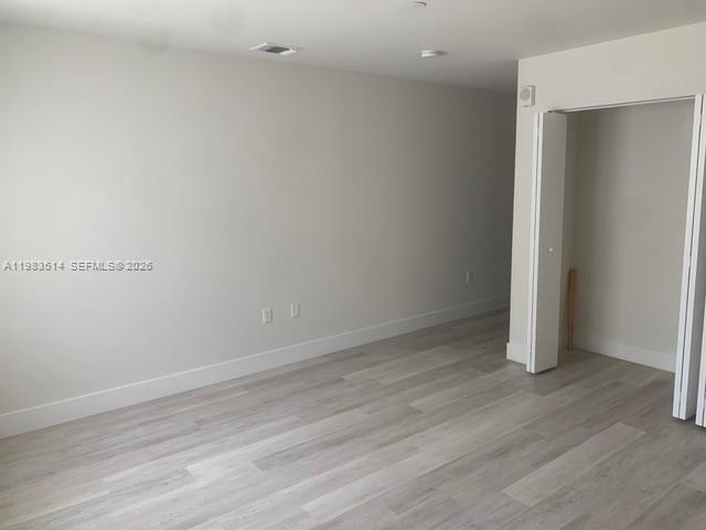 2555 NE 193rd St #2108 Miami, FL 33180