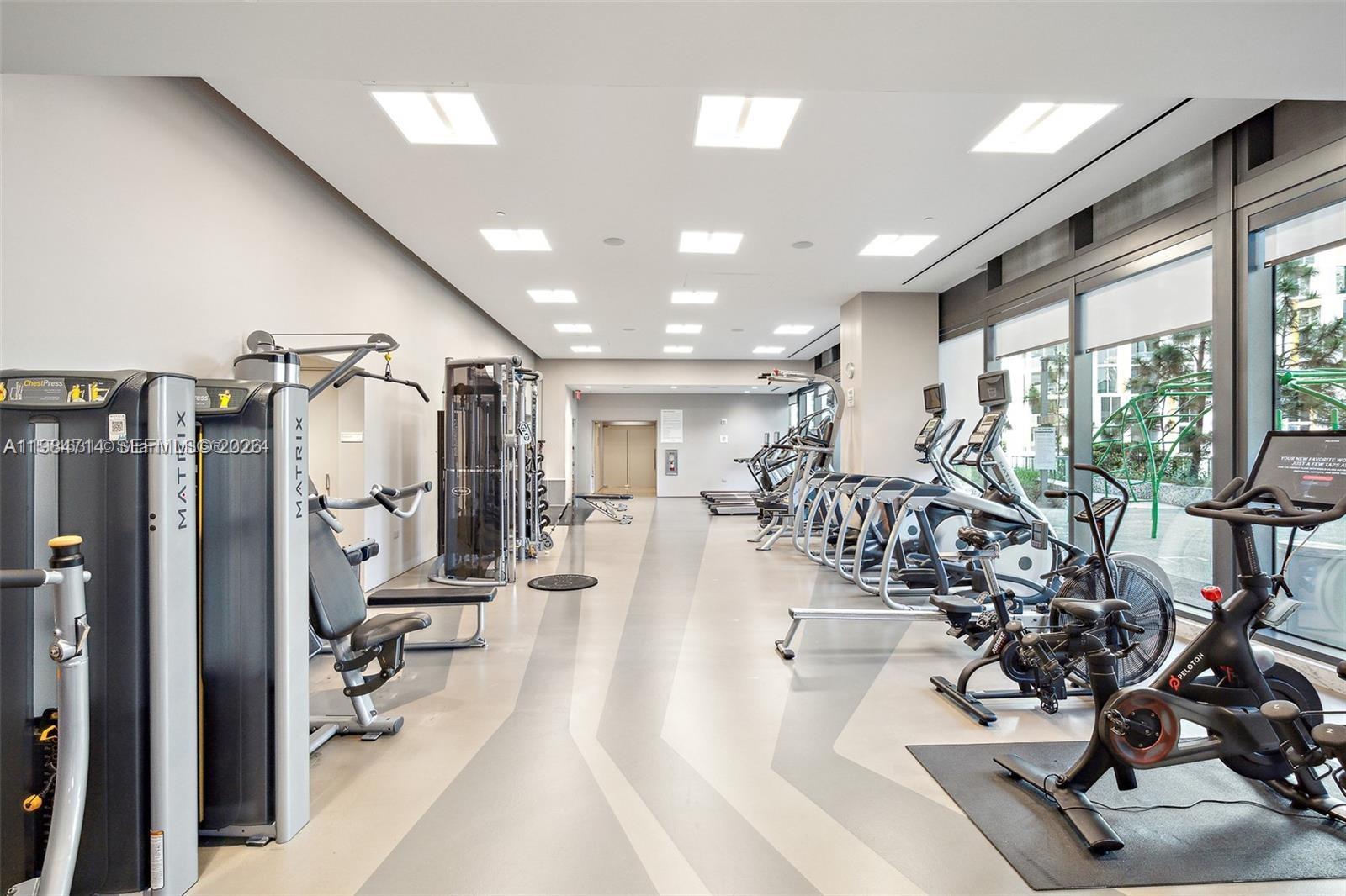 68 SE 6th St #806 Miami, FL 33131