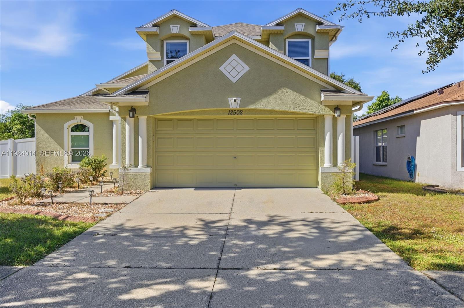 12502 Lake Vis Dr Tampa, FL 33534