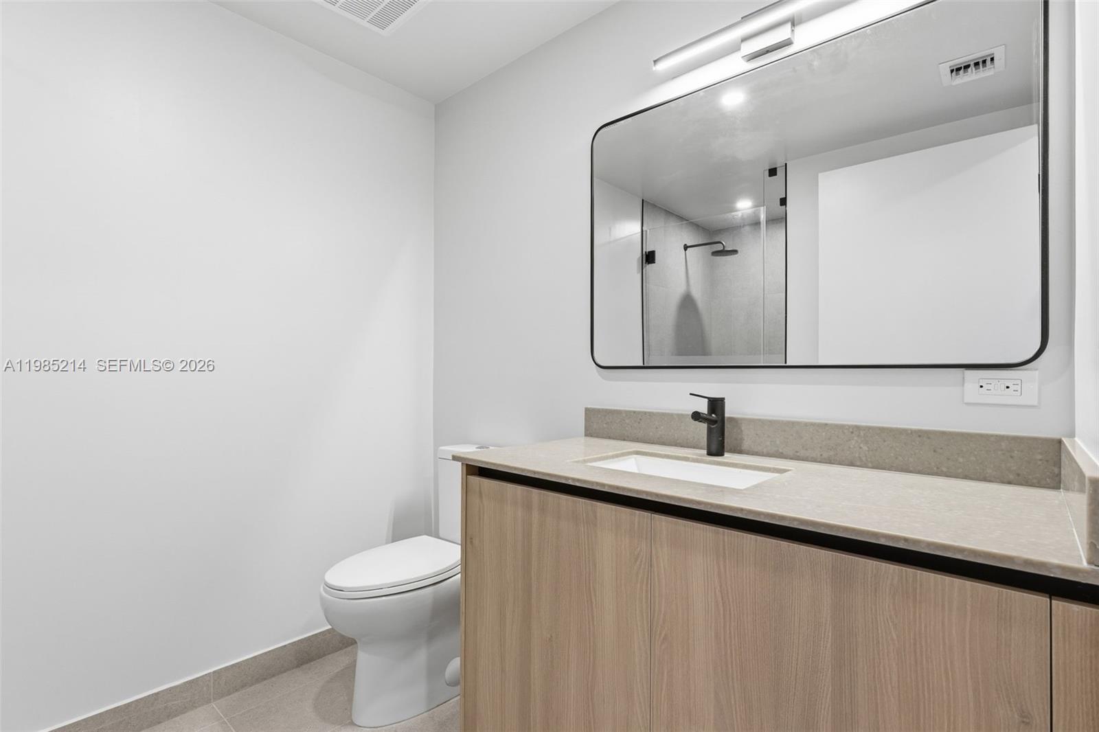 image 501 FIRST Residences17