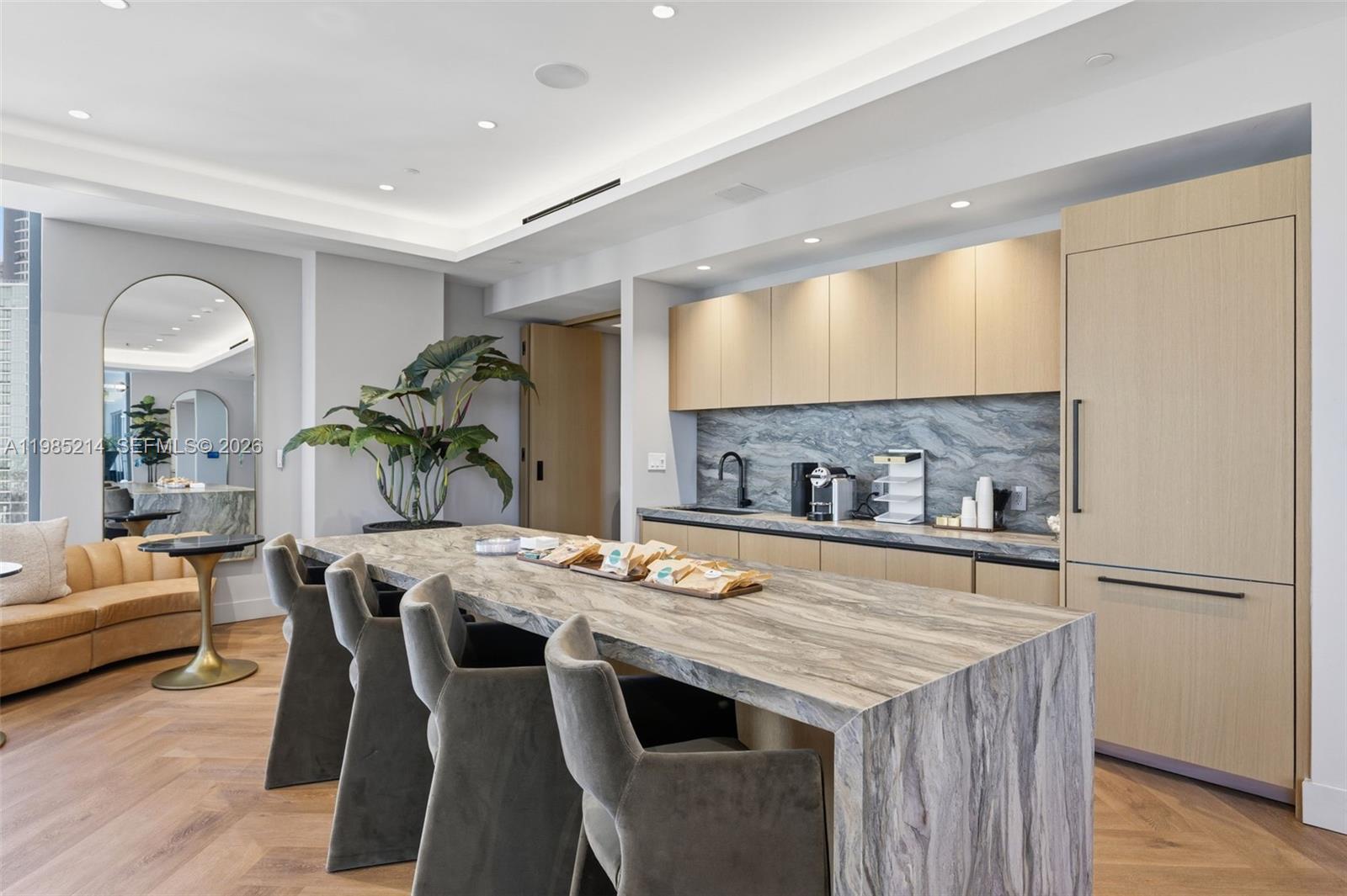 image 501 FIRST Residences23