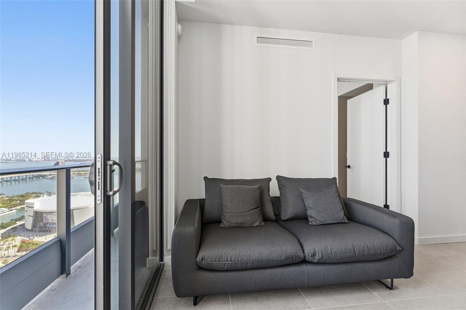 image 501 FIRST Residences5