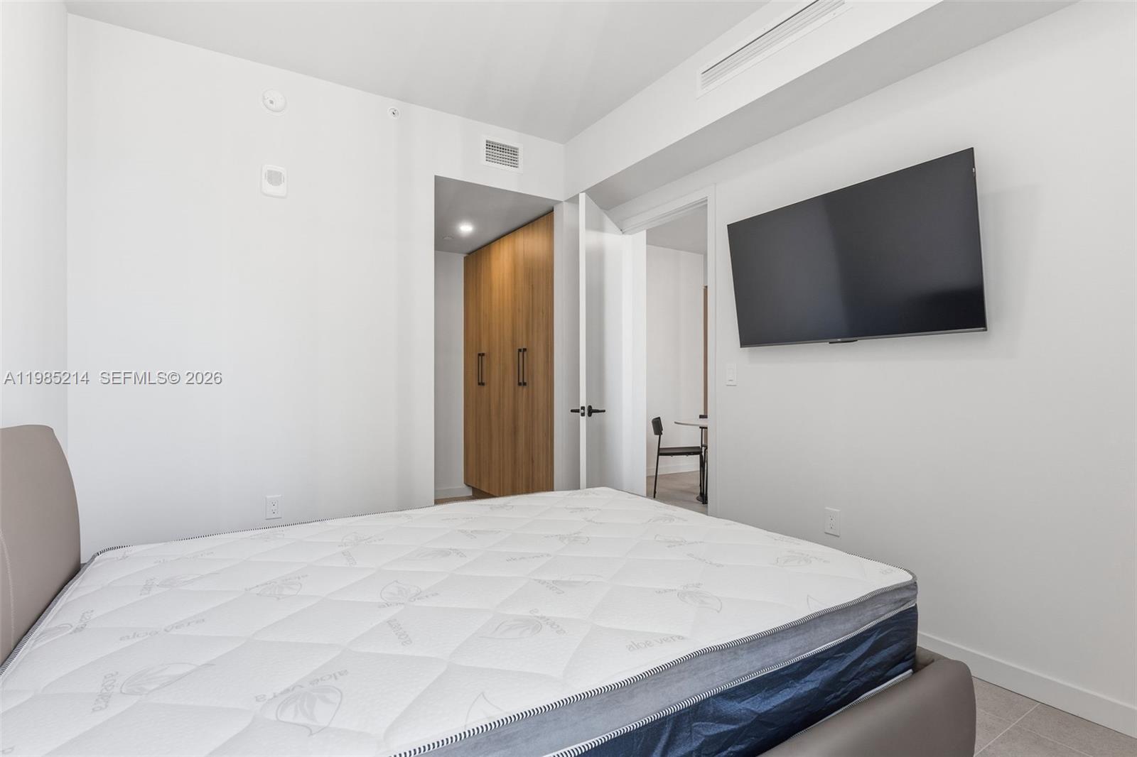 image 501 FIRST Residences8