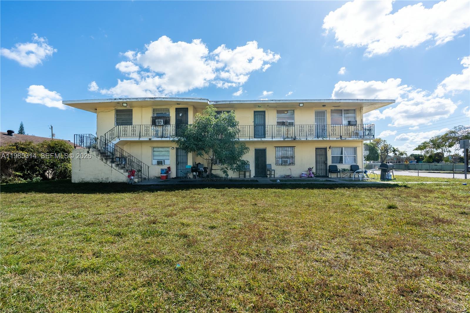 6401 NW 12th Ave Miami, FL 33150