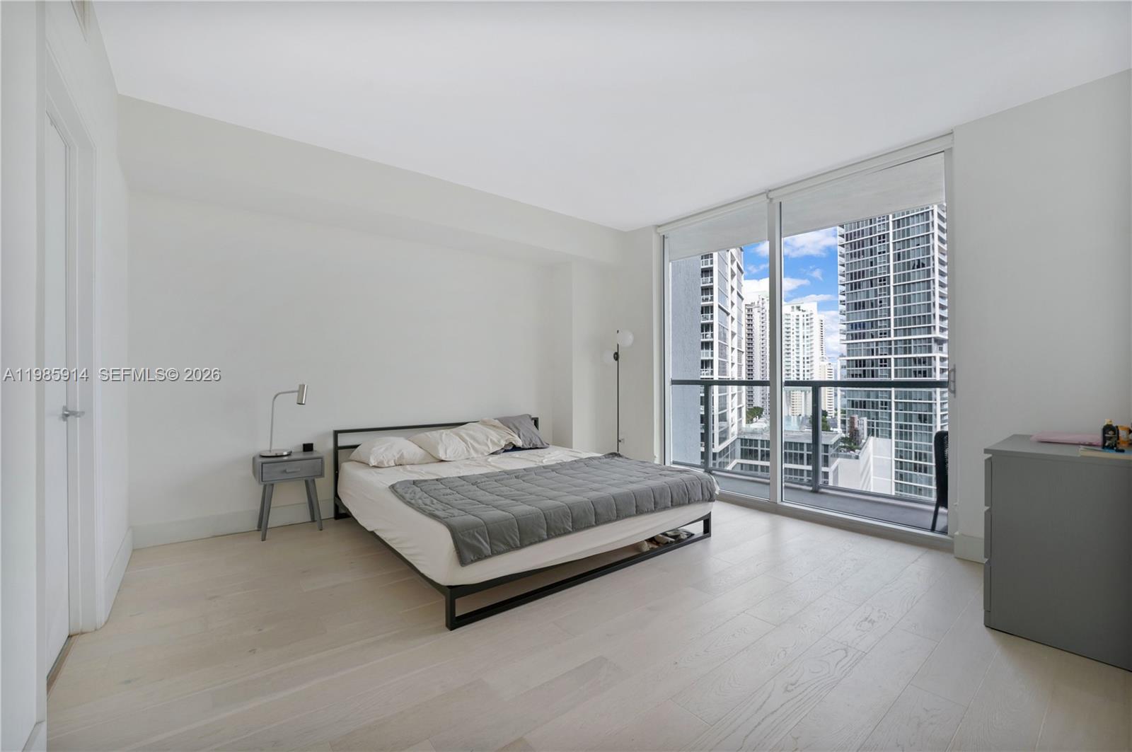 image 500 Brickell East7
