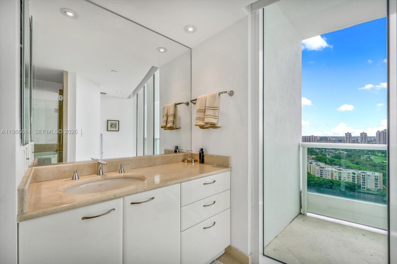 image Porto Vita South22