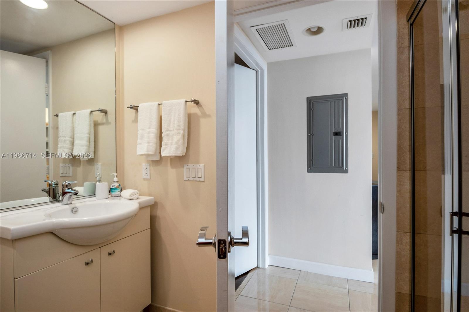 image Beach Club 216