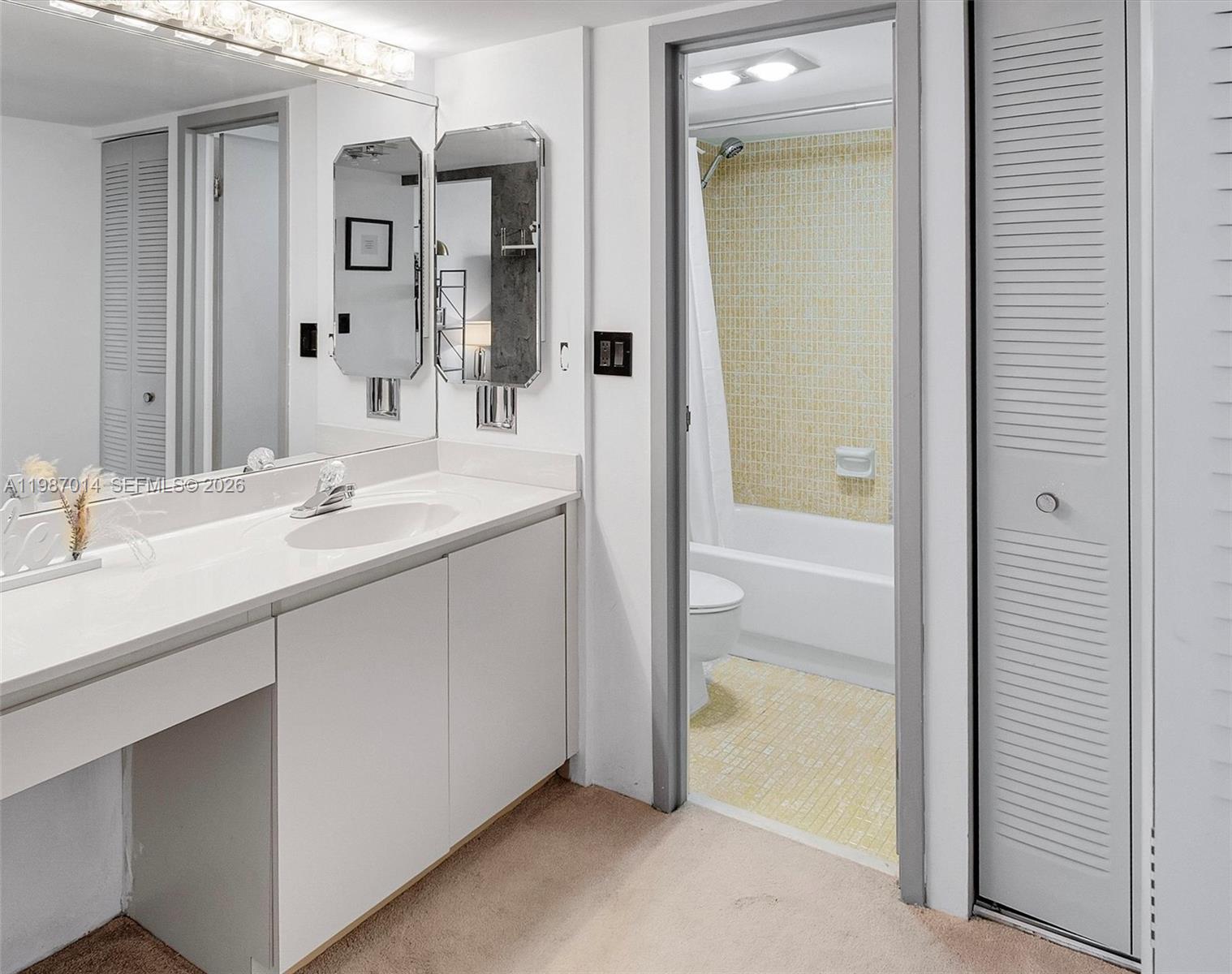 100 Bayview Dr #617 Sunny Isles Beach, FL 33160