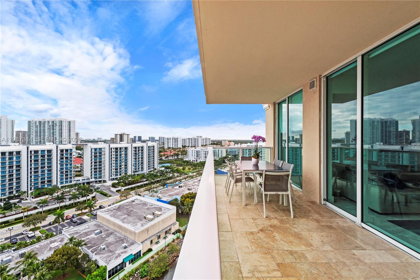 image Aventura Marina 224