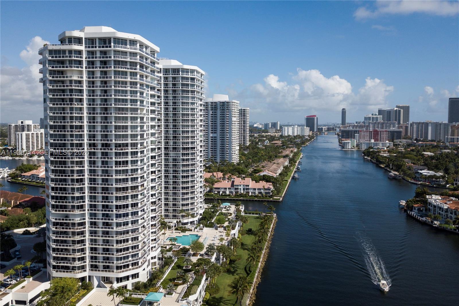 3802 NE 207th St #1001 Aventura, FL 33180