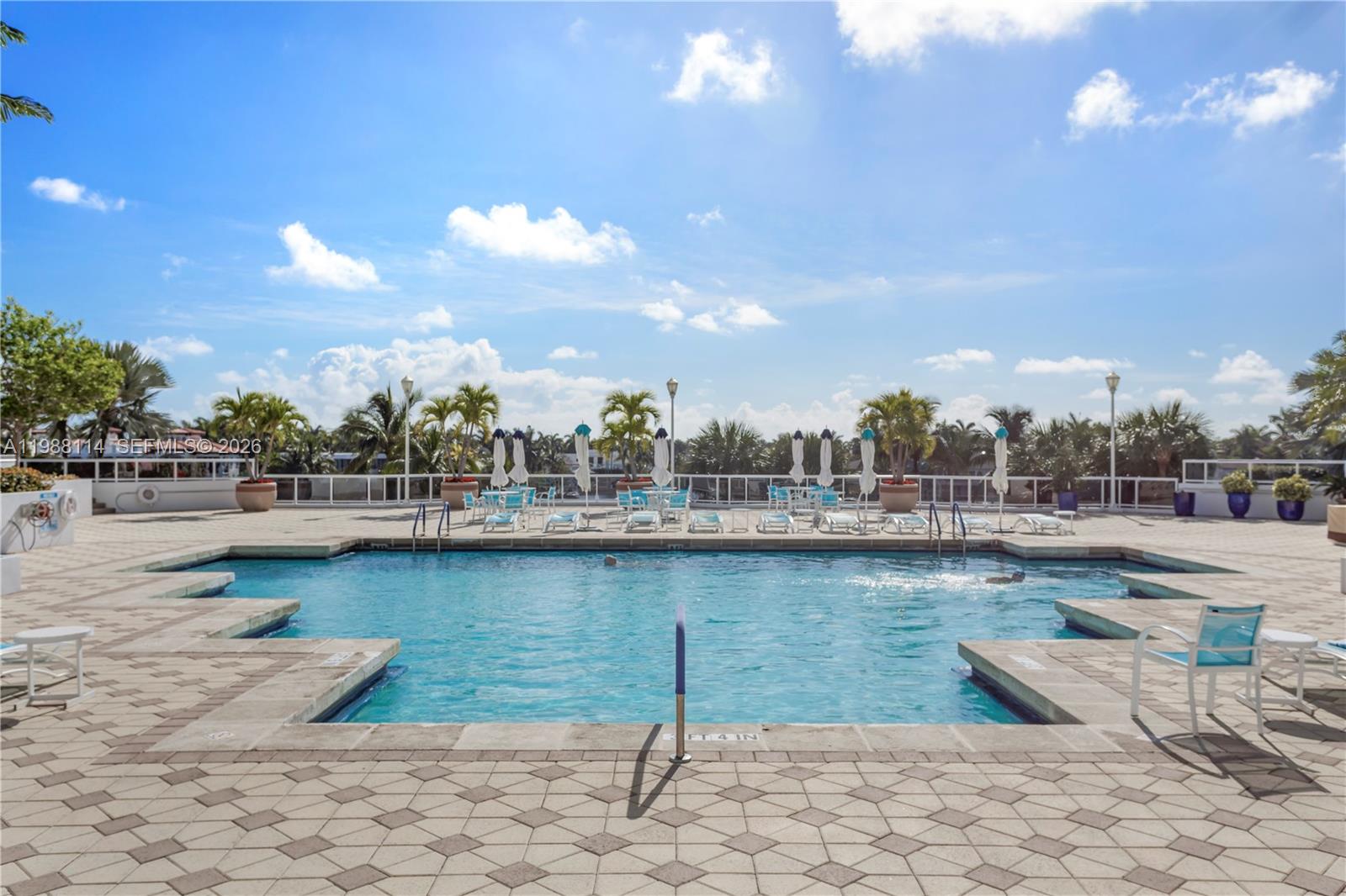 3802 NE 207th St #1001 Aventura, FL 33180