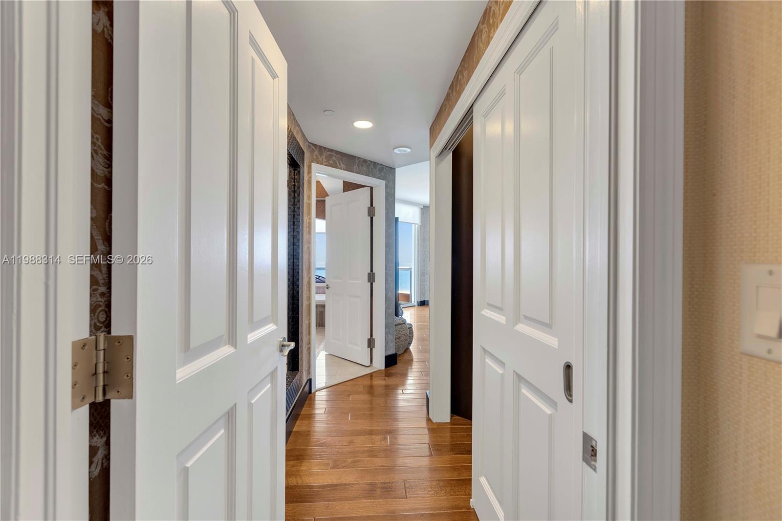 image Acqualina Residences24