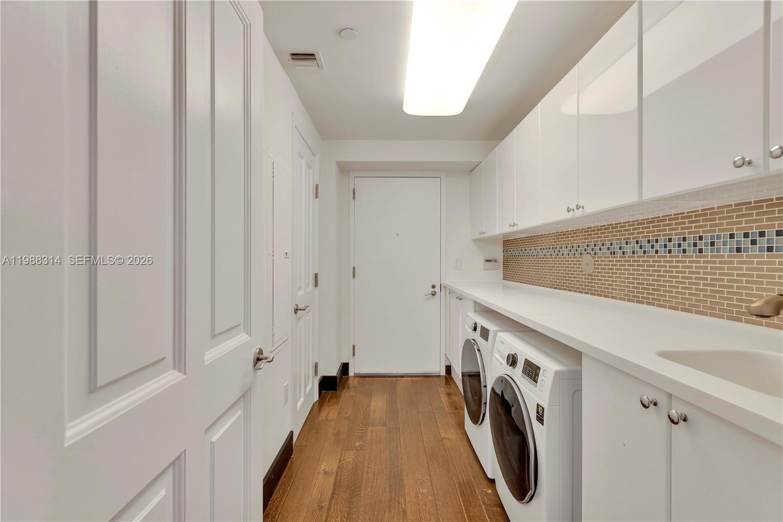 image Acqualina Residences39