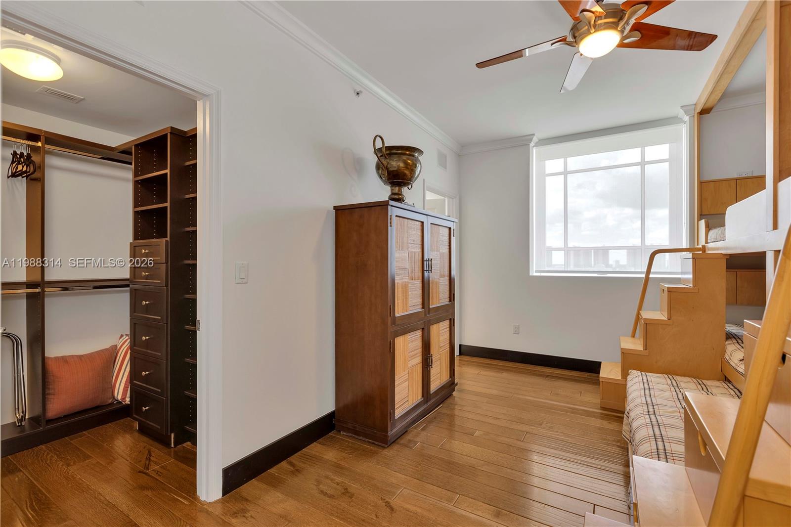 image Acqualina Residences41