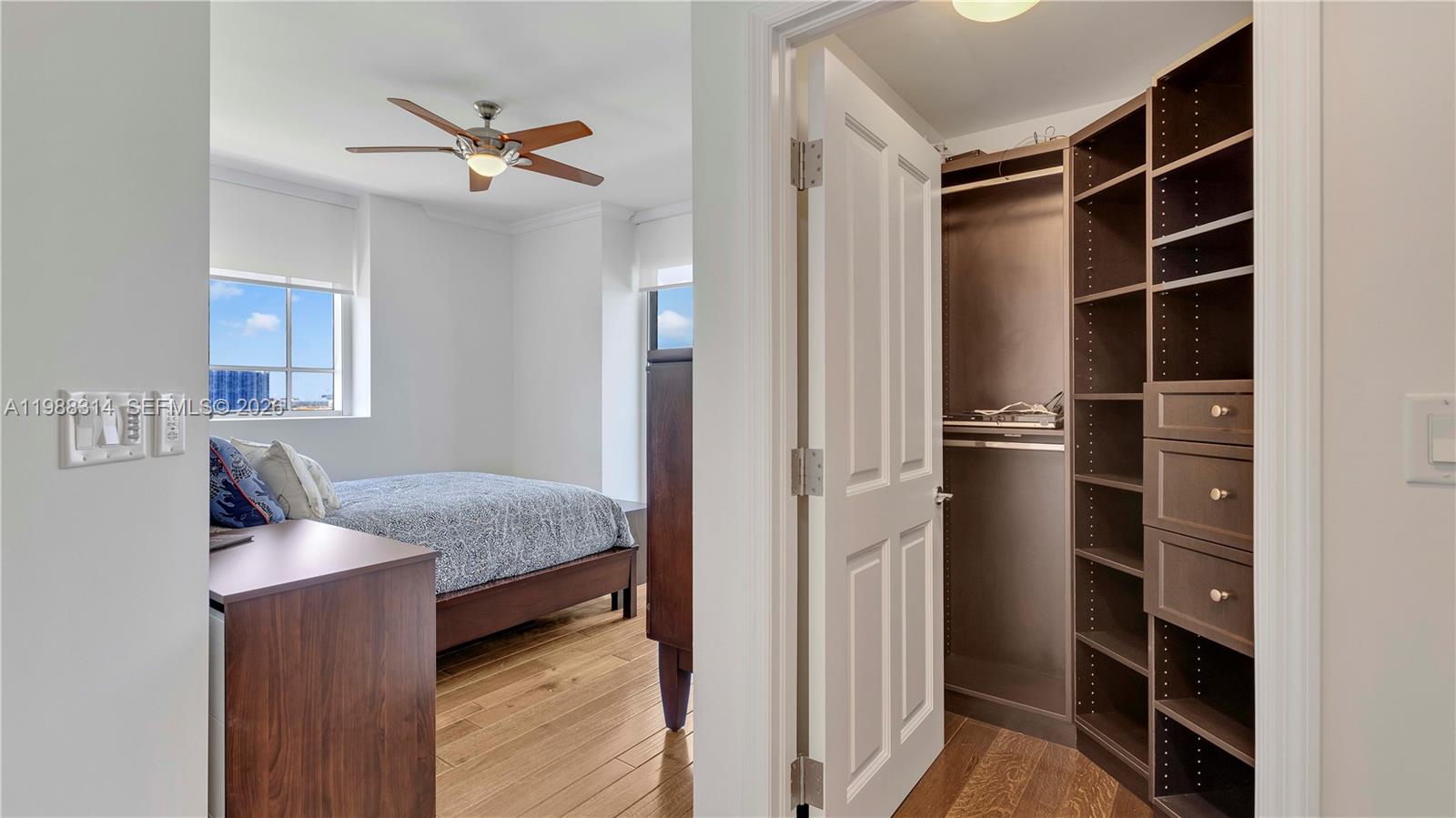 image Acqualina Residences45