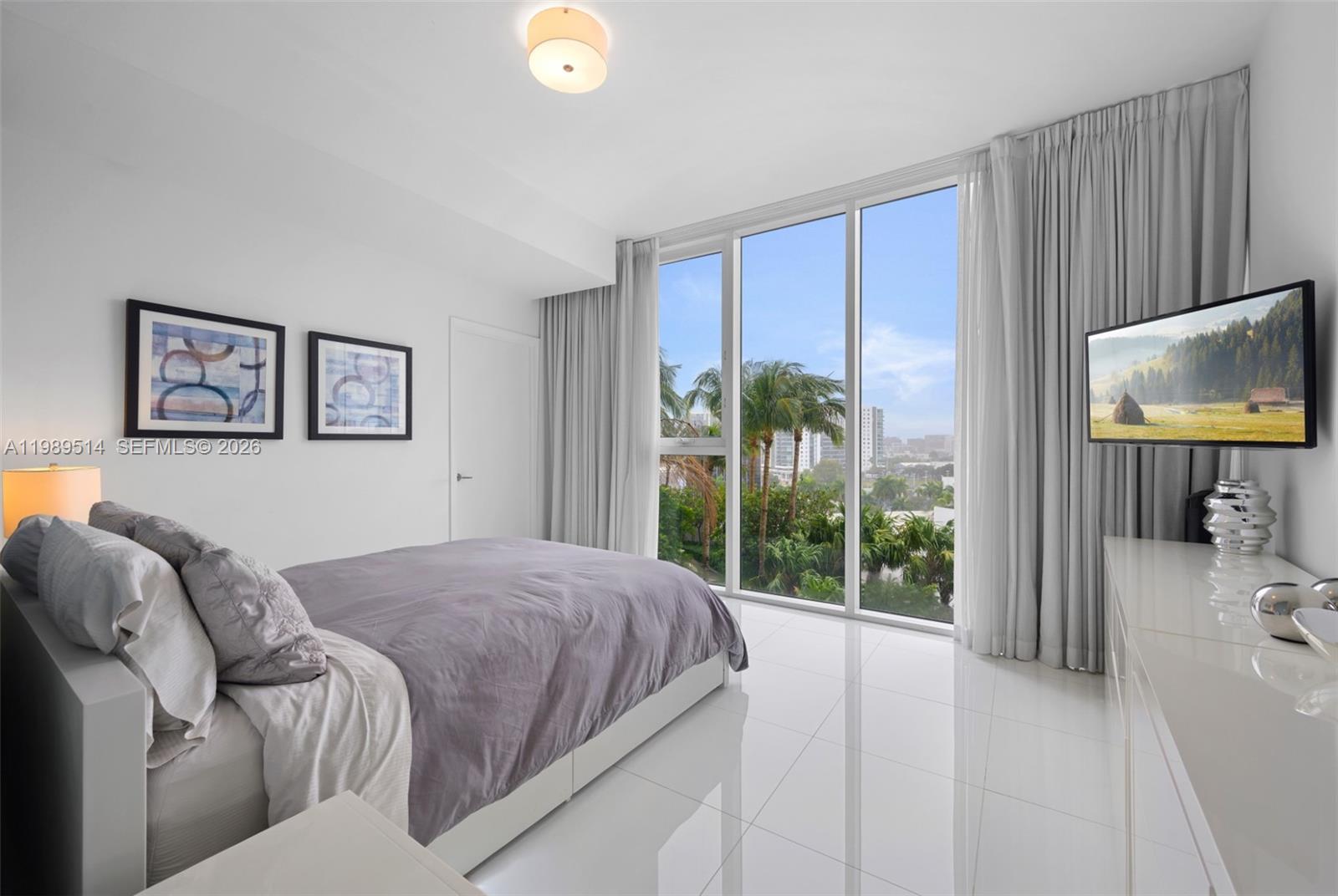 image Paramount Bay7