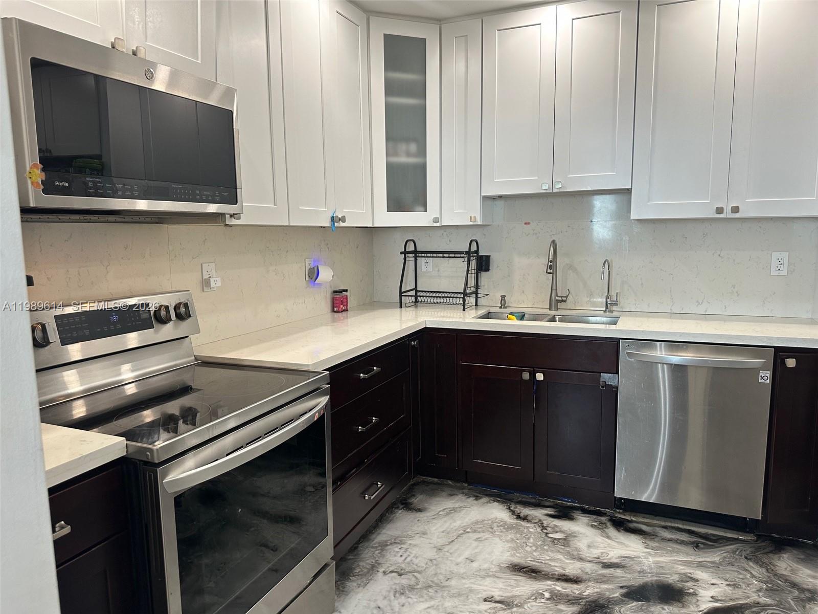 9341 E Bay Hbr Dr #6C Bay Harbor Islands, FL 33154