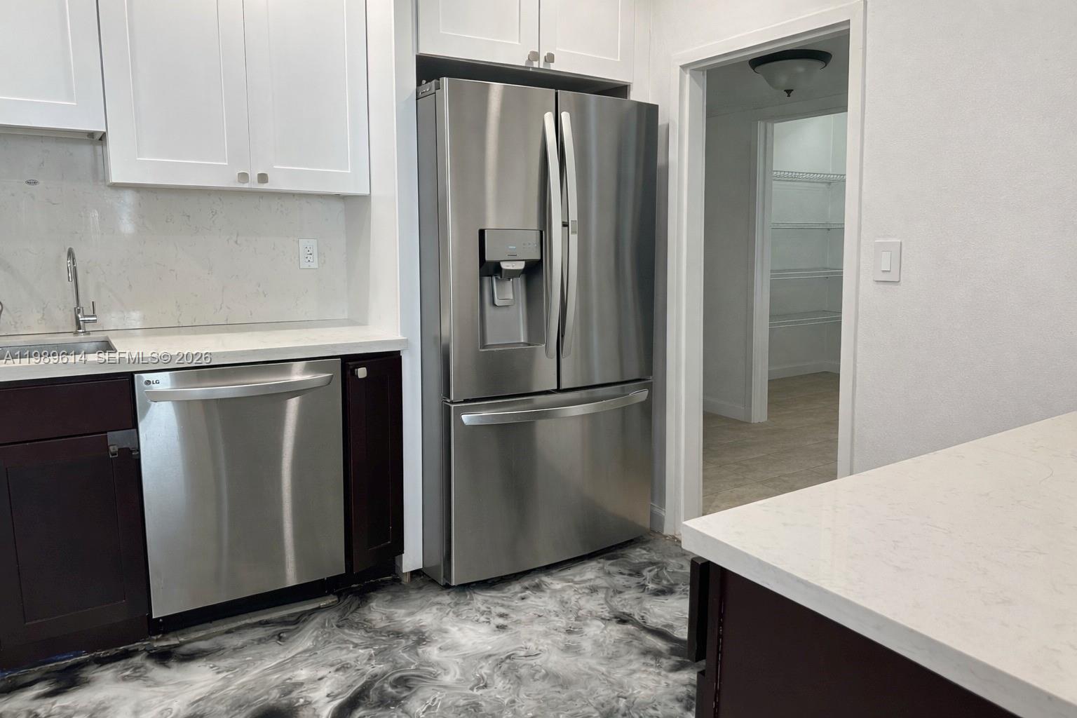 9341 E Bay Hbr Dr #6C Bay Harbor Islands, FL 33154