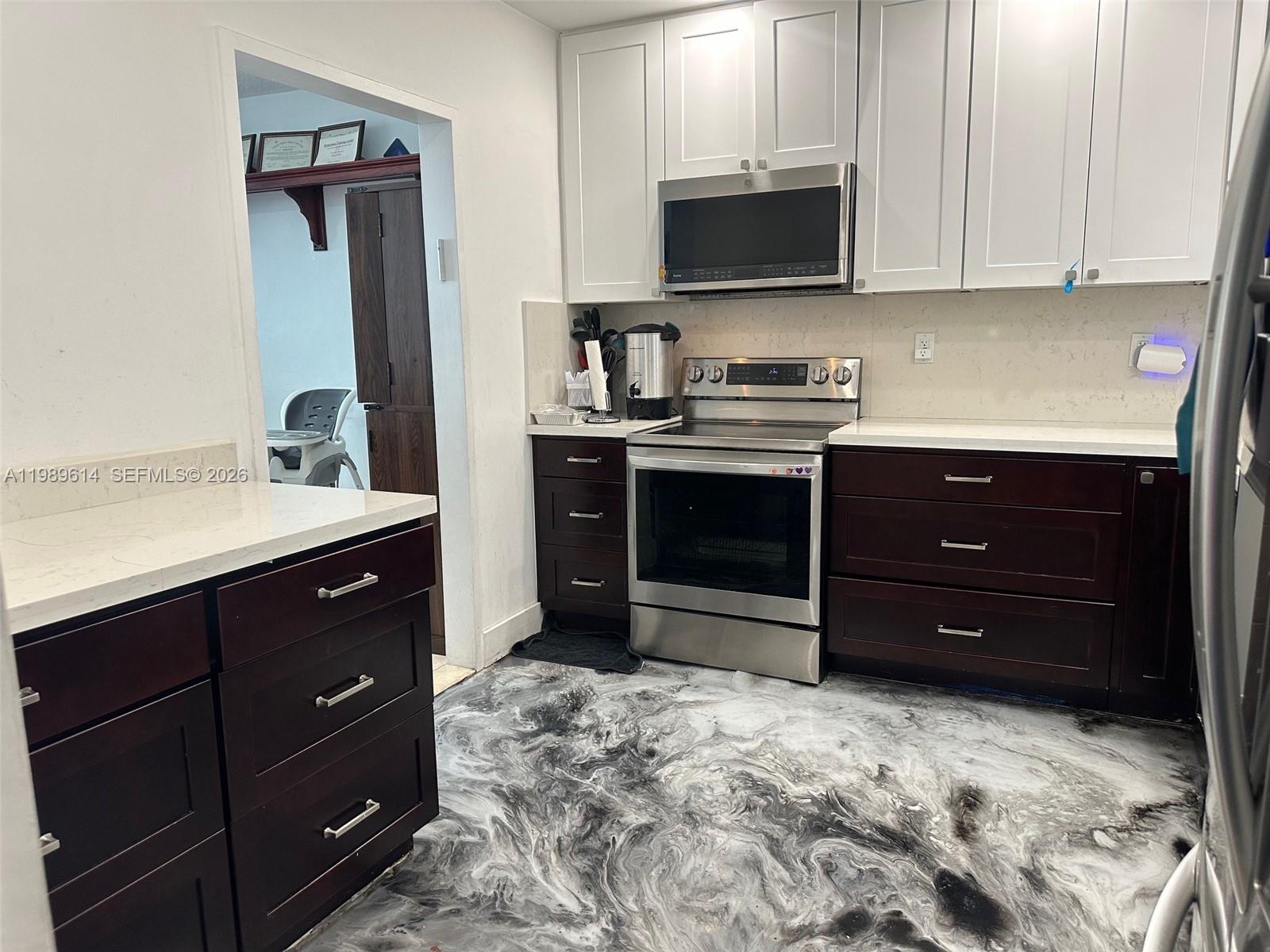 9341 E Bay Hbr Dr #6C Bay Harbor Islands, FL 33154