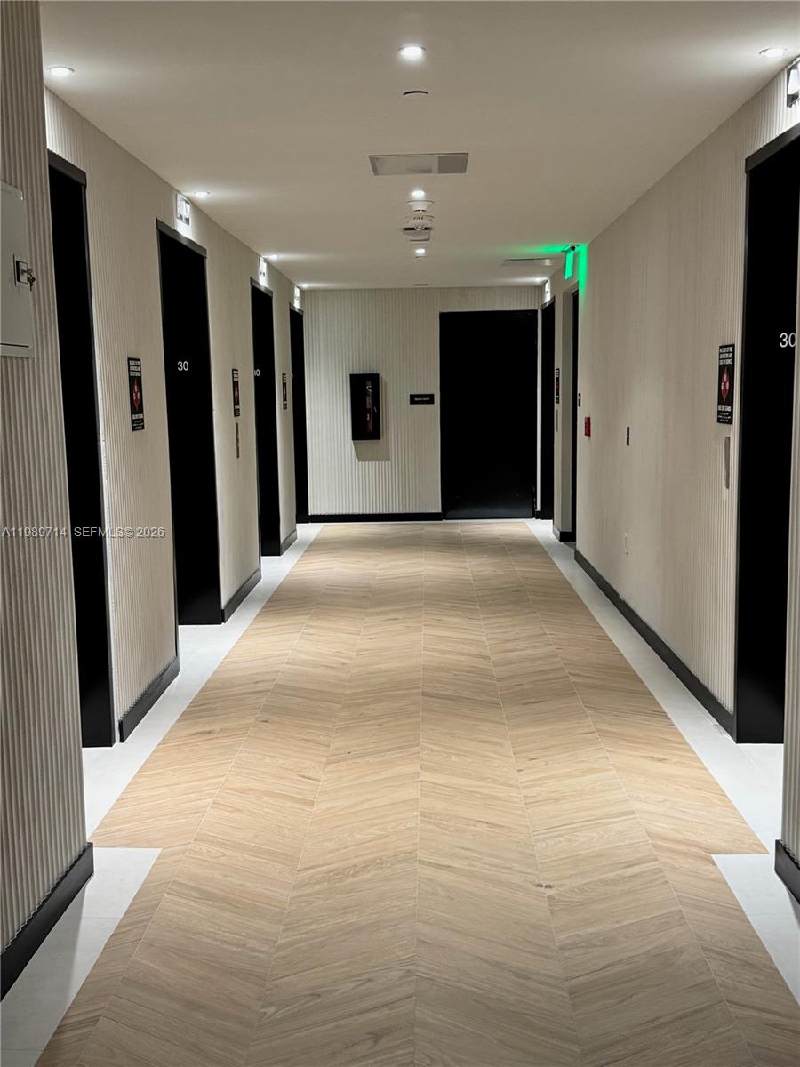 image E11EVEN Hotel & Residences10