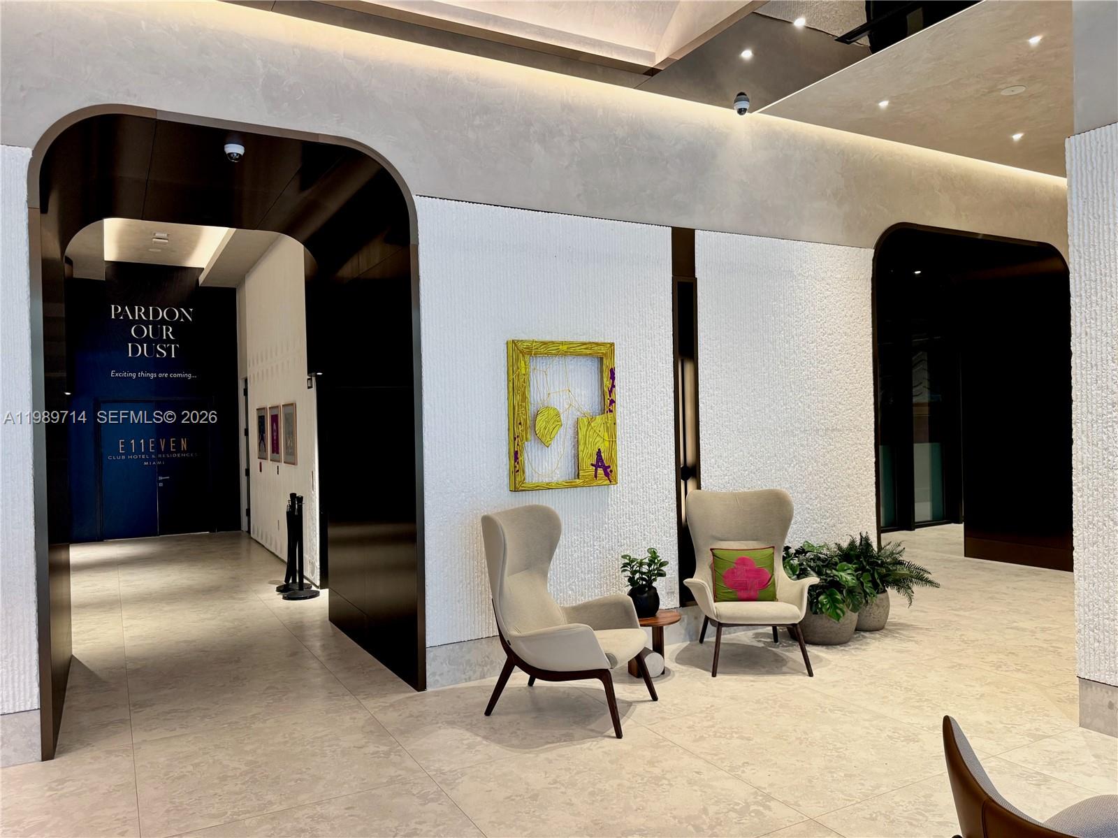 image E11EVEN Hotel & Residences13