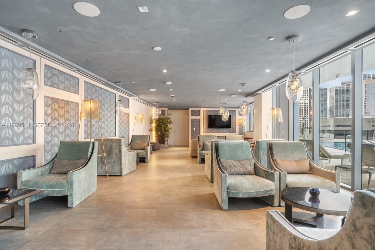 image Brickell Flatiron25