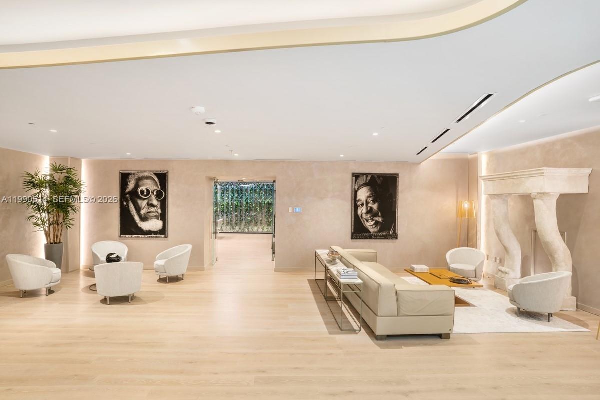 image Brickell Flatiron29