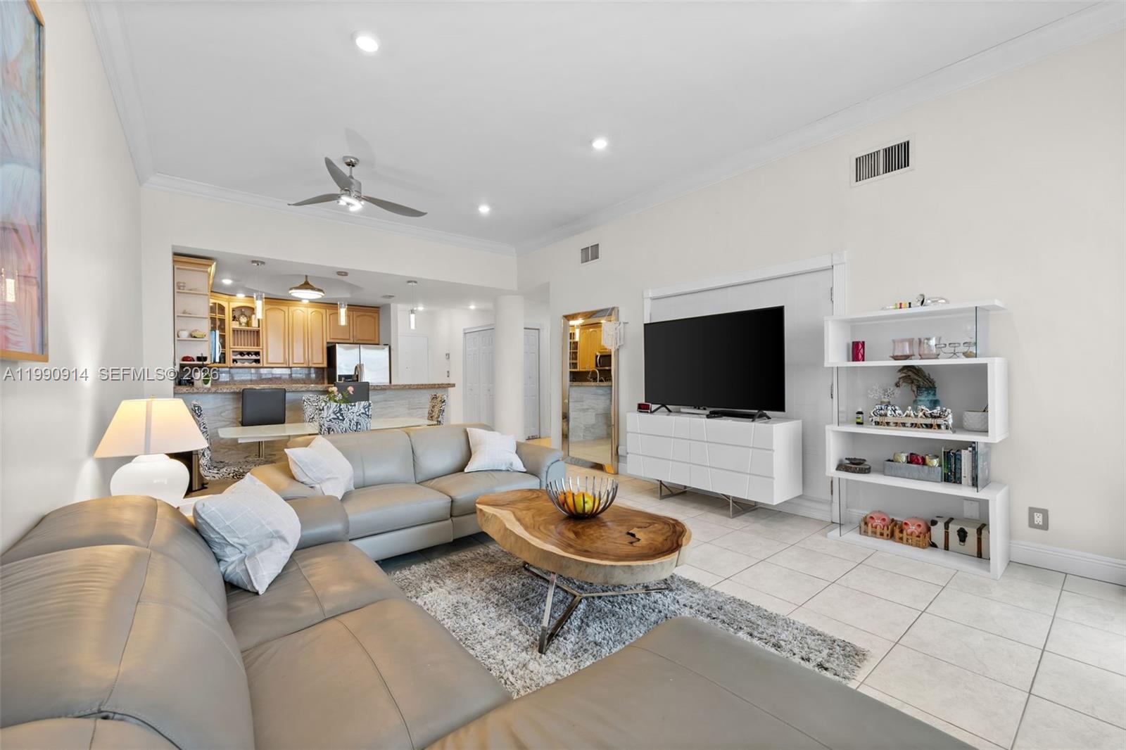 3725 S Ocean Dr #PH18 Hollywood, FL 33019