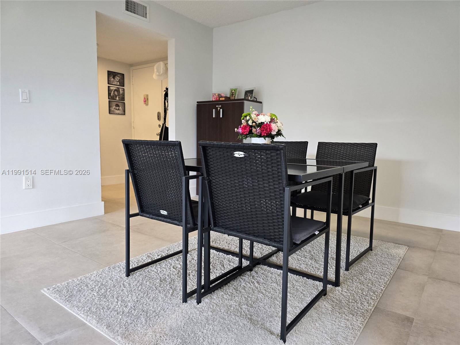 17890 W Dixie Hwy #307 North Miami Beach, FL 33160