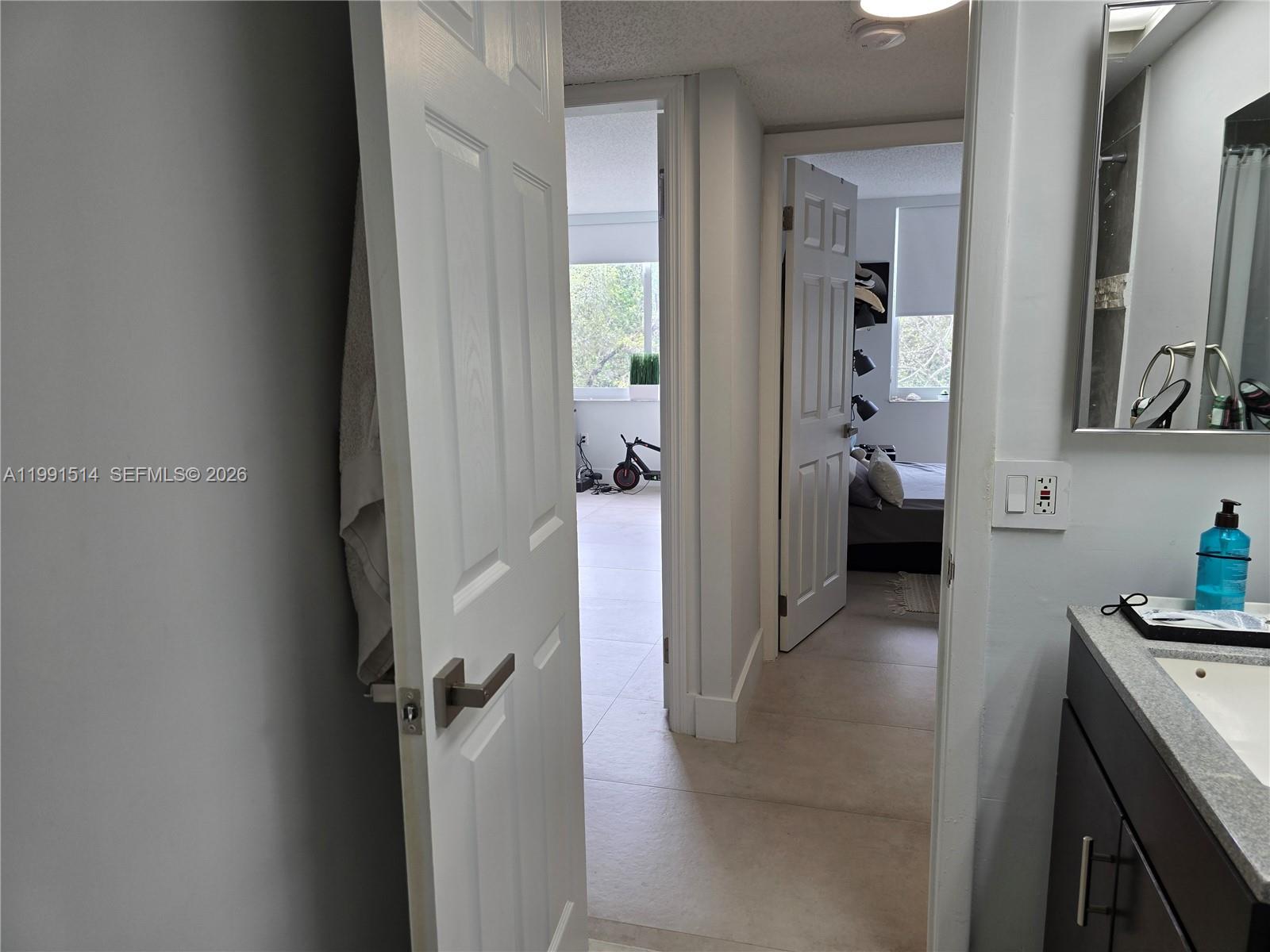 17890 W Dixie Hwy #307 North Miami Beach, FL 33160