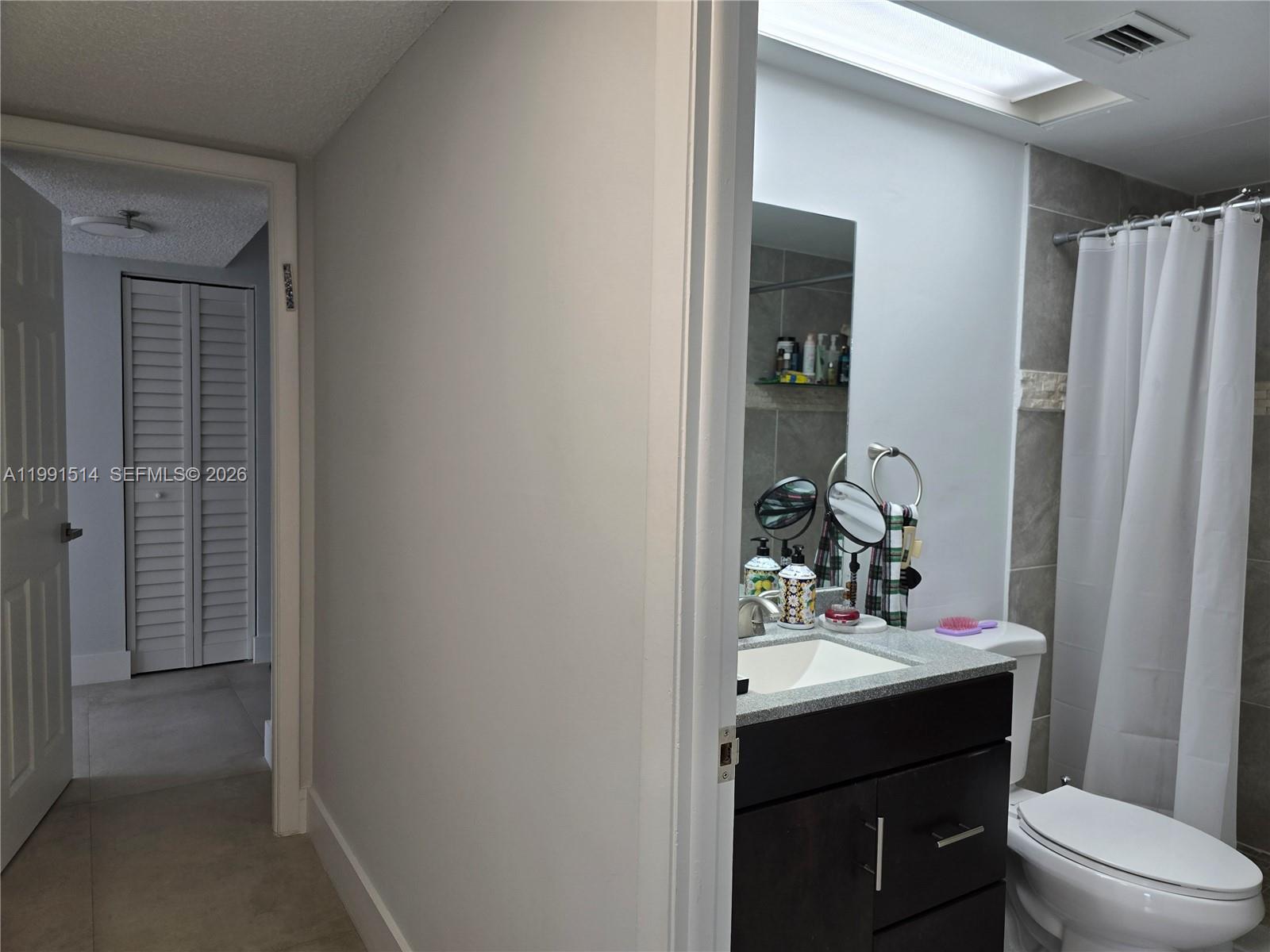 17890 W Dixie Hwy #307 North Miami Beach, FL 33160