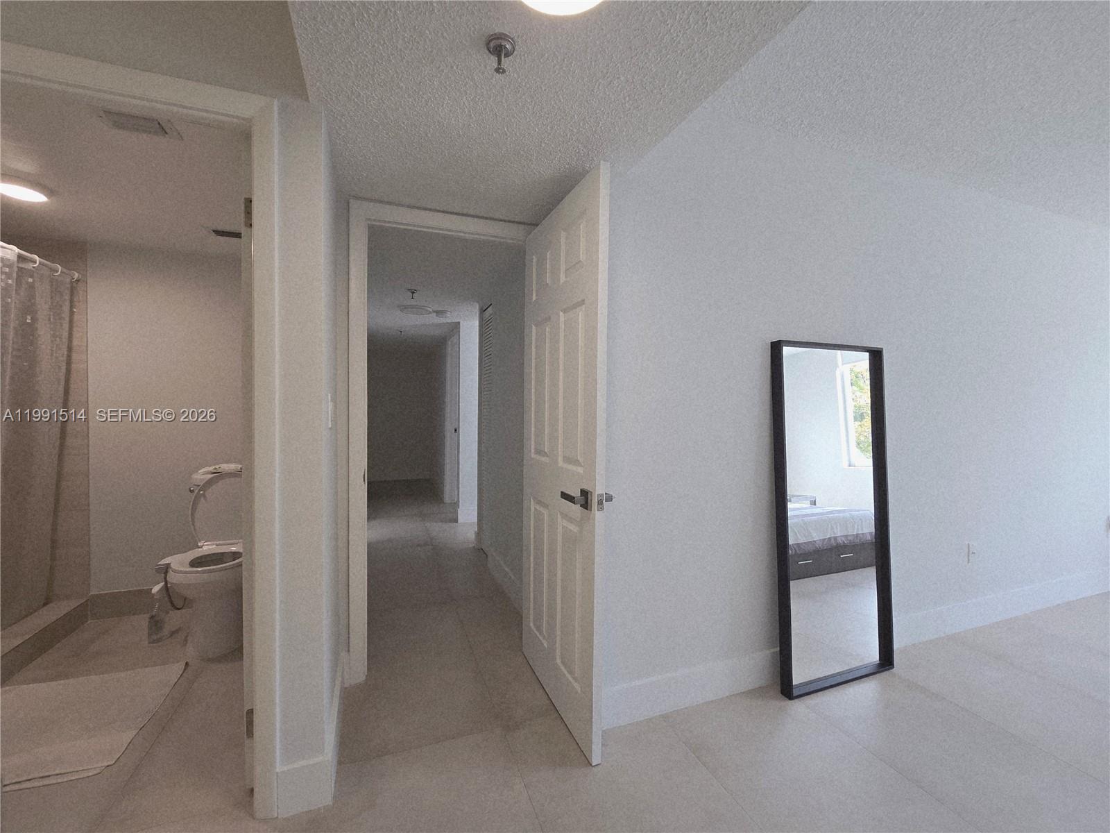 17890 W Dixie Hwy #307 North Miami Beach, FL 33160