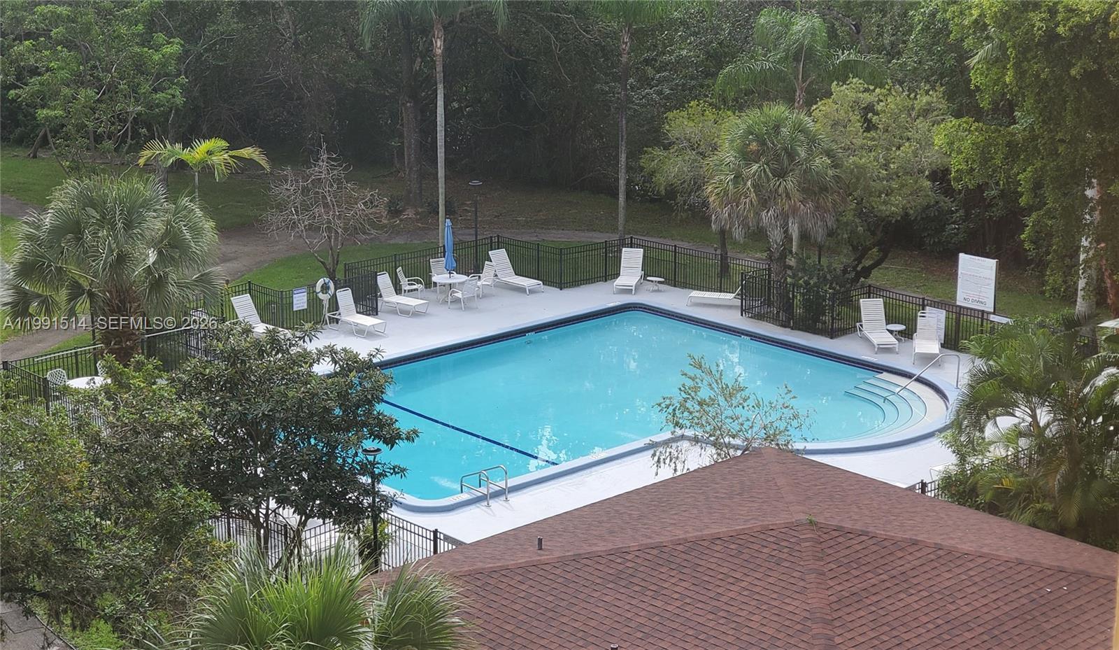 17890 W Dixie Hwy #307 North Miami Beach, FL 33160