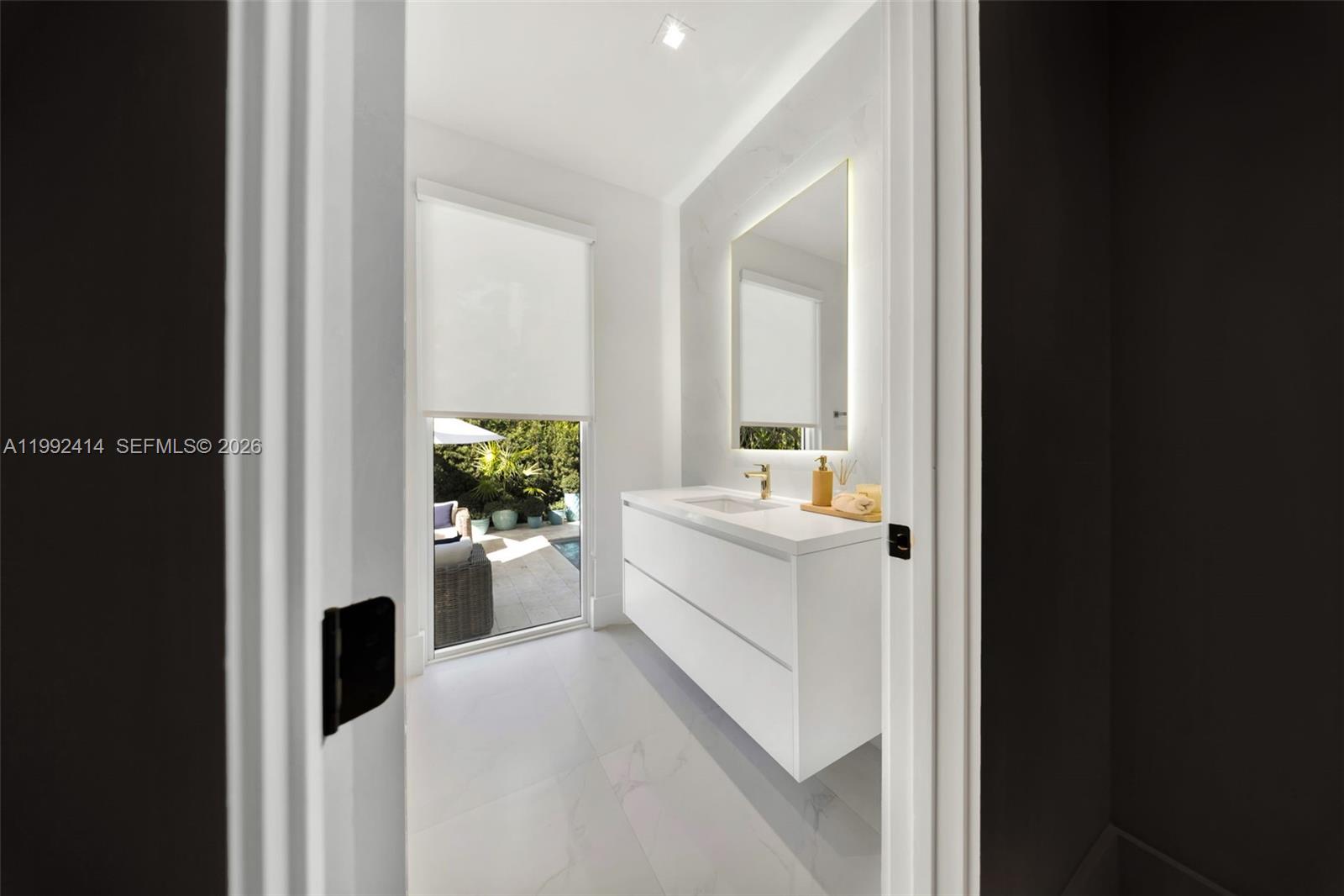 3510 Segovia St #3510 Coral Gables, FL 33134