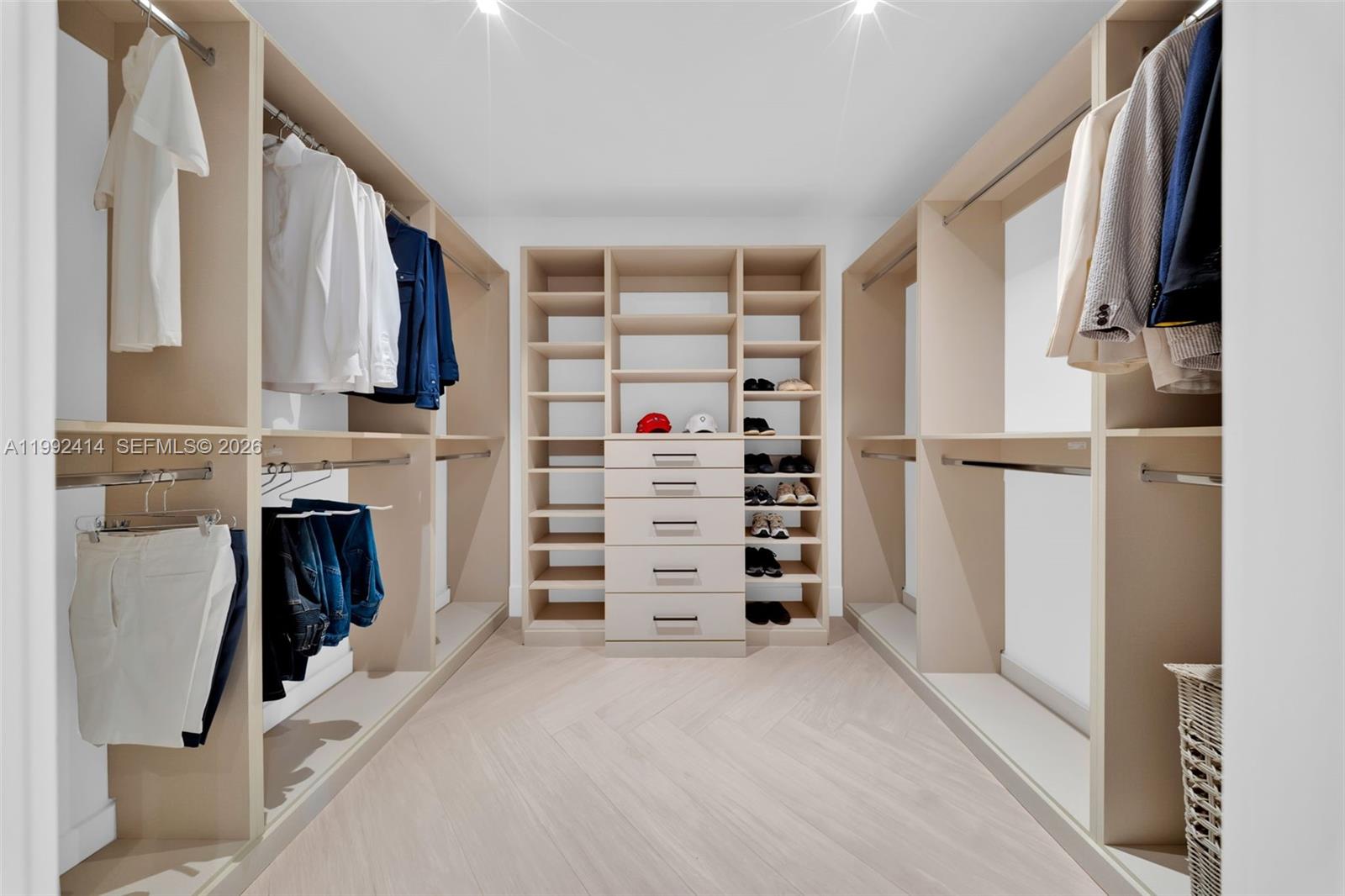 3510 Segovia St #3510 Coral Gables, FL 33134