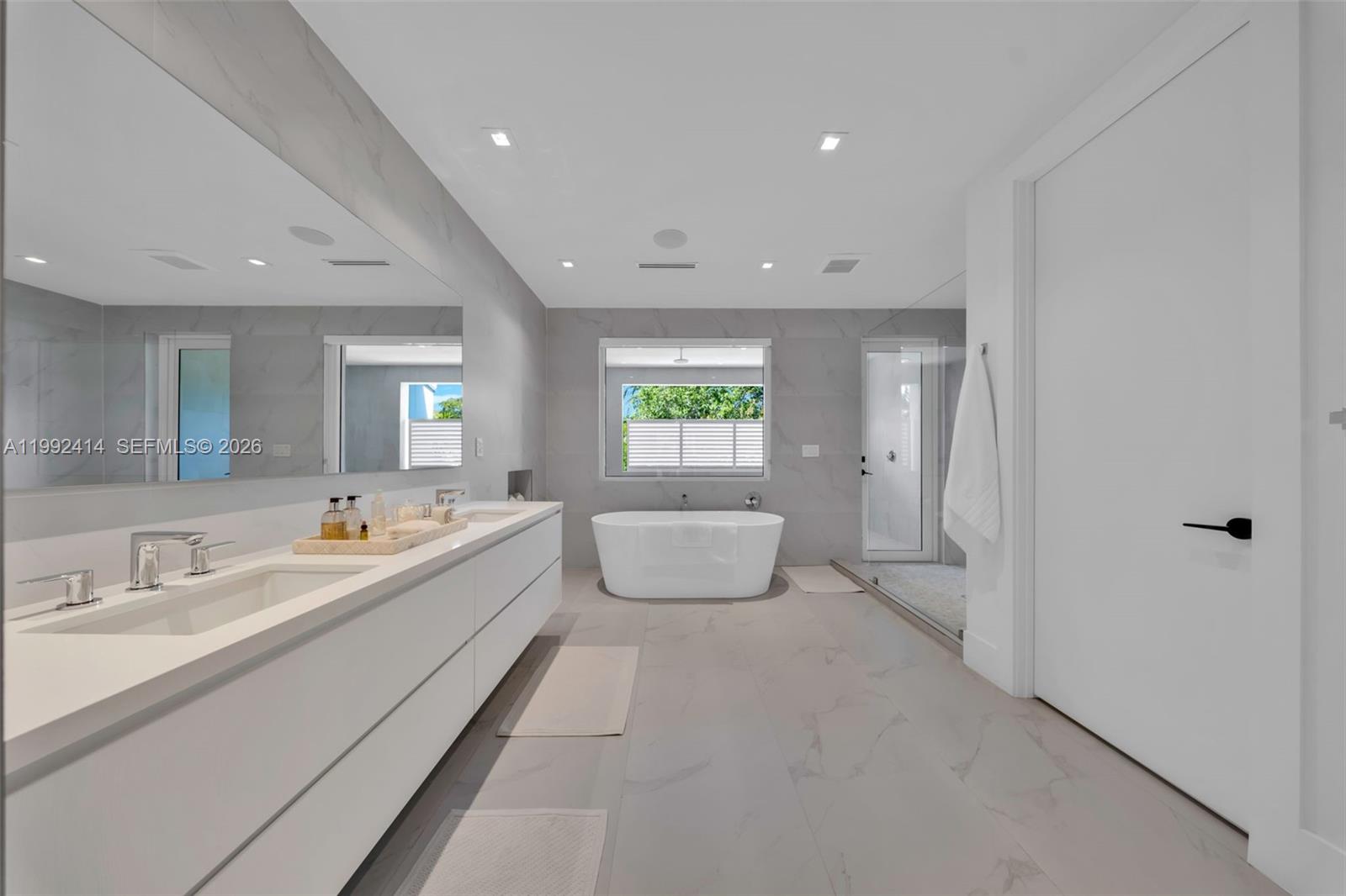 3510 Segovia St #3510 Coral Gables, FL 33134