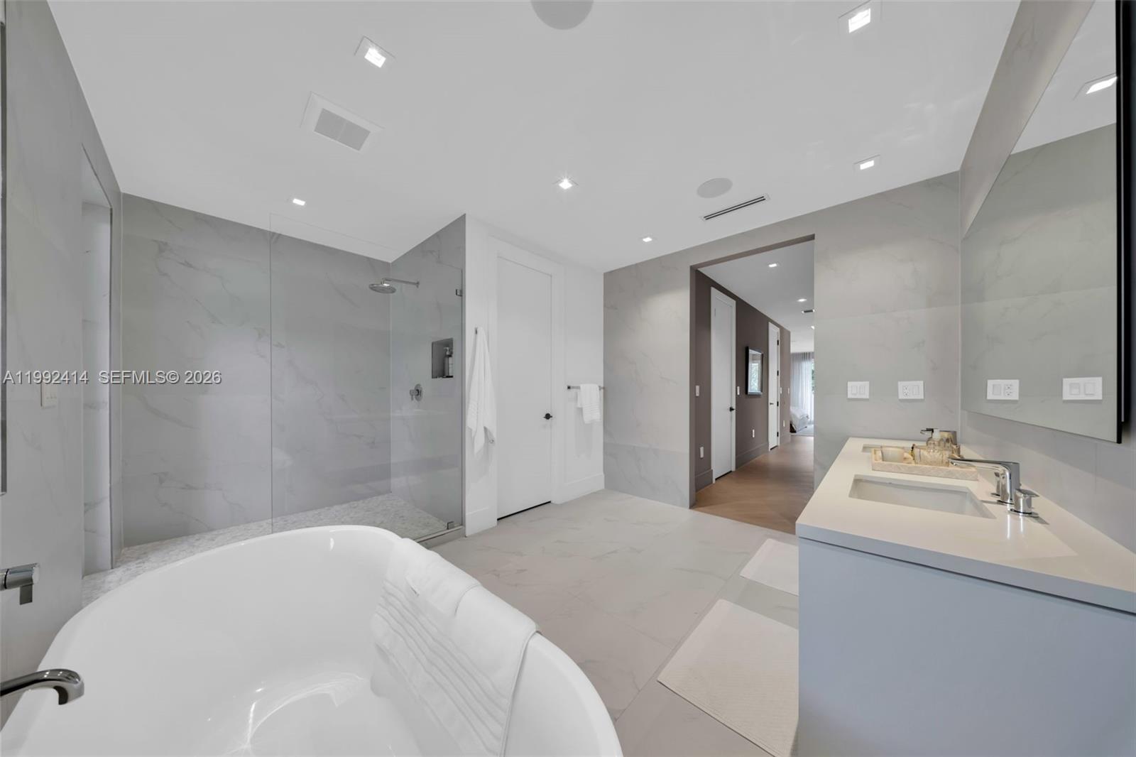 3510 Segovia St #3510 Coral Gables, FL 33134