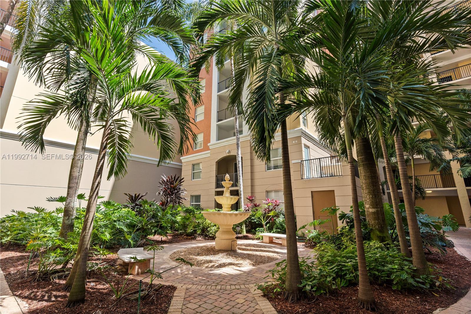 image Porto Bellagio Condo27