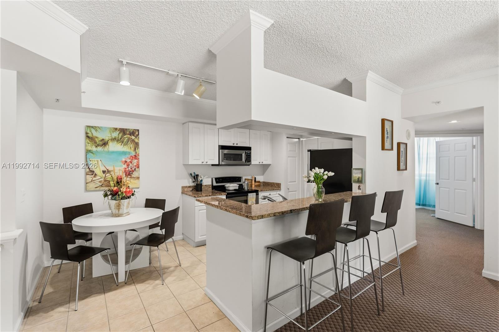 image Porto Bellagio Condo3