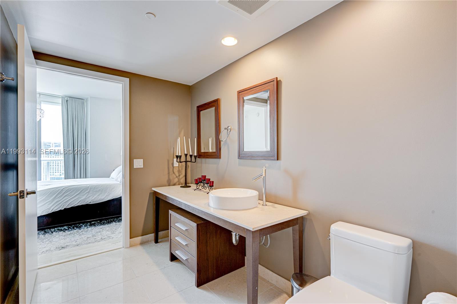 image Icon Brickell II25