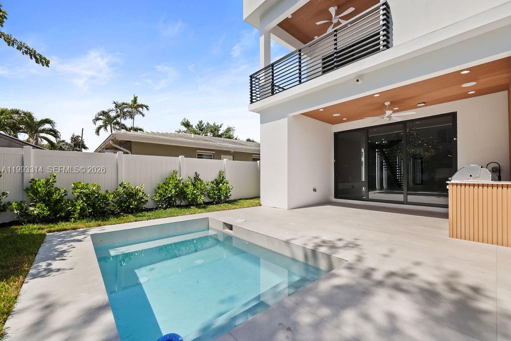 804 NE 16th Ter Fort Lauderdale, FL 33304